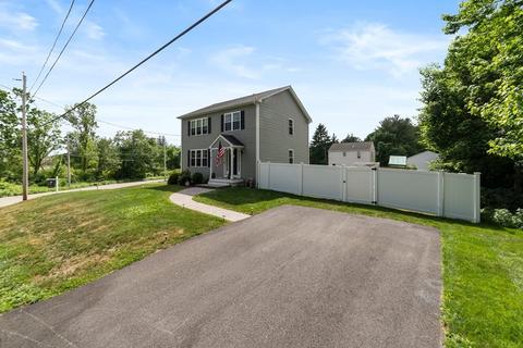 40 Como Dr, Attleboro, MA 02703 photo 2