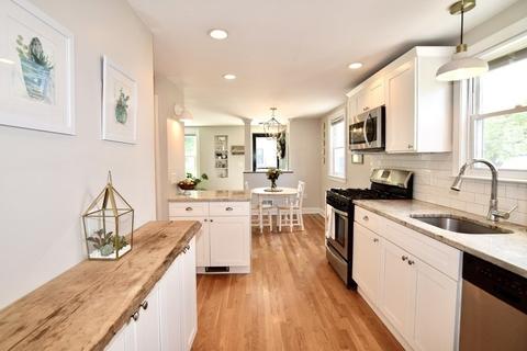 72 Beech St, Dedham, MA 02026 photo 4