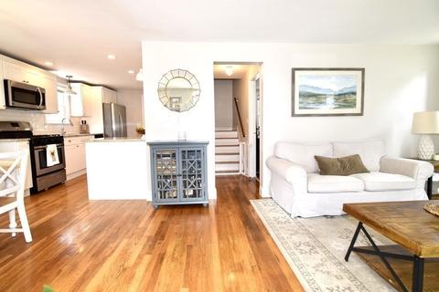 72 Beech St, Dedham, MA 02026 photo 8