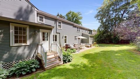 32 Canterbury Ln, Needham, MA 02492 photo 4