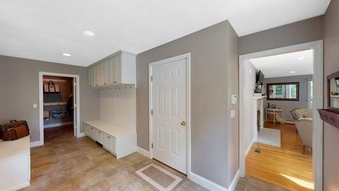32 Canterbury Ln, Needham, MA 02492 photo 12