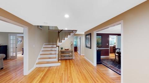 32 Canterbury Ln, Needham, MA 02492 photo 19