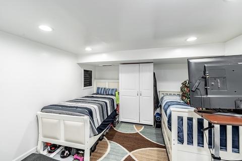 146 N Brook Rd, Springfield, MA 01119 photo 21