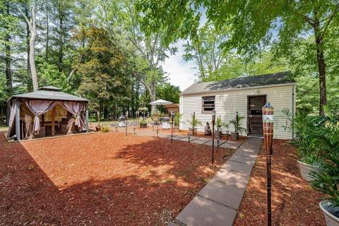 146 N Brook Rd, Springfield, MA 01119 photo 30