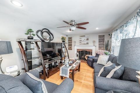 146 N Brook Rd, Springfield, MA 01119 photo 7