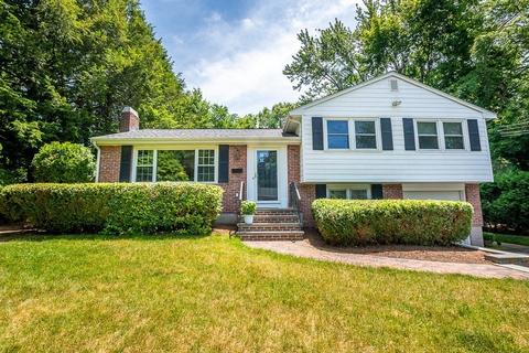 30 Thompson St, Dedham, MA 02026 photo 1