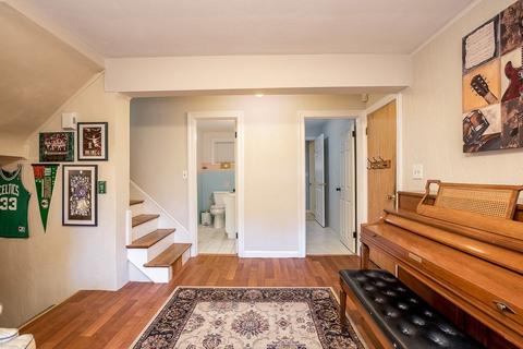 30 Thompson St, Dedham, MA 02026 photo 23