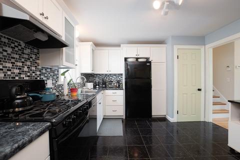 30 Thompson St, Dedham, MA 02026 photo 11