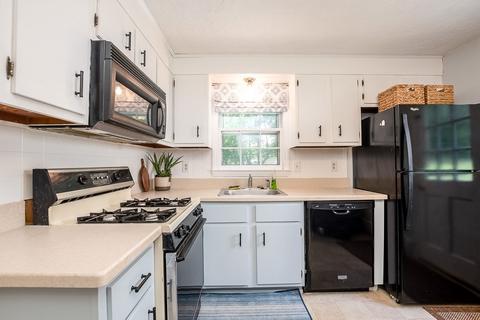 147 Grant Ave, Dedham, MA 02026 photo 12