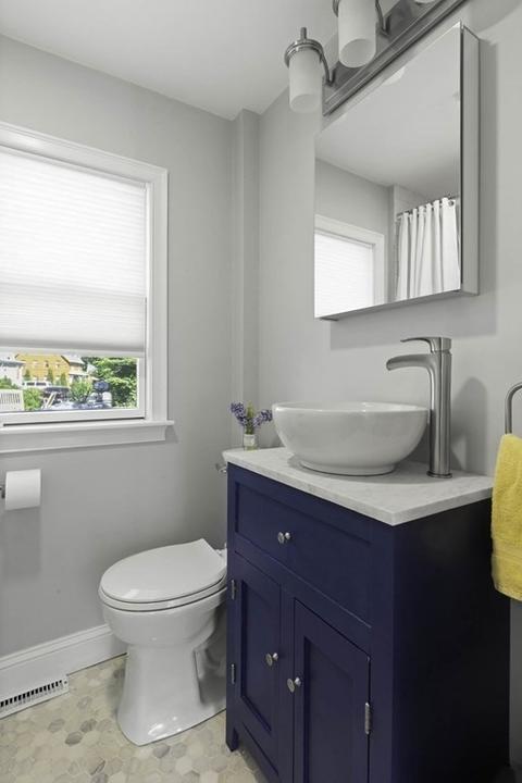 11 Middle St, Georgetown, MA 01833 photo 8
