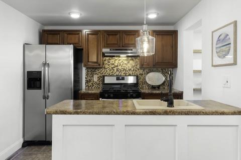 11 Middle St, Georgetown, MA 01833 photo 6