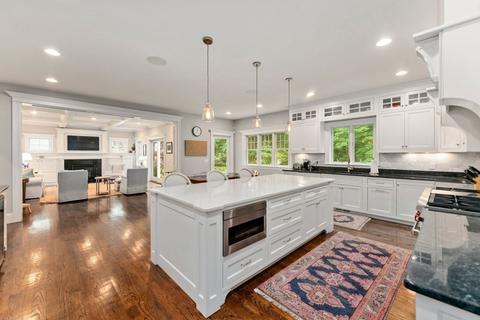 24 Mayo Rd, Wellesley, MA 02482 photo 5
