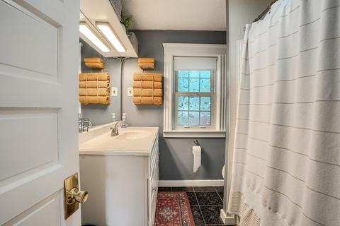 11 Mohawk Ave, Worcester, MA 01603 photo 21