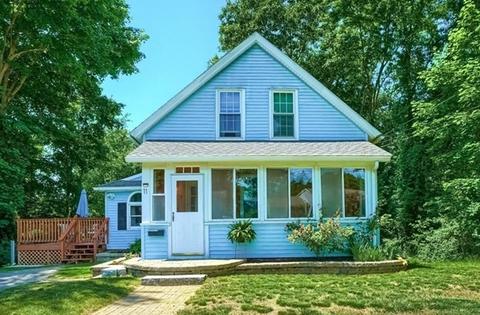 11 Mohawk Ave, Worcester, MA 01603 photo 1
