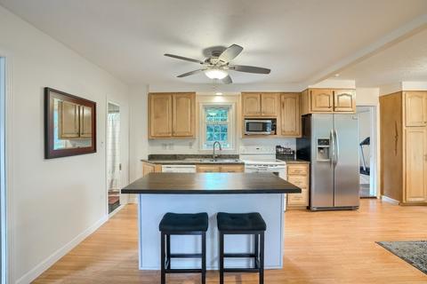 11 Mohawk Ave, Worcester, MA 01603 photo 12
