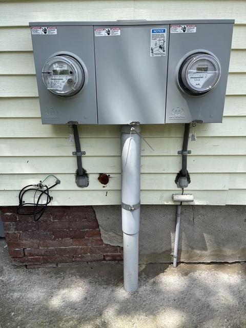 86 Alden St, Springfield, MA 01109 photo 2