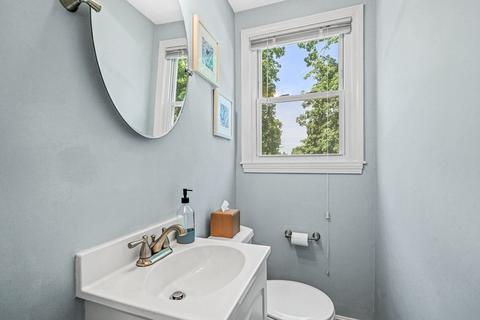 36 Parkview Rd, Reading, MA 01867 photo 19
