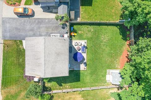 36 Parkview Rd, Reading, MA 01867 photo 3