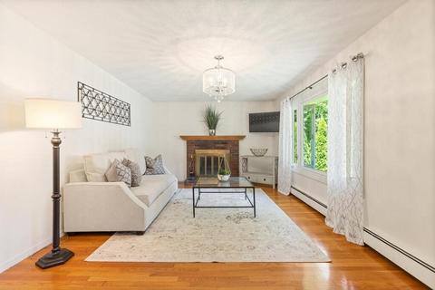 50 Mill St, Reading, MA 01867 photo 12