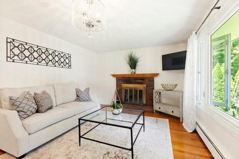 50 Mill St, Reading, MA 01867 photo 11