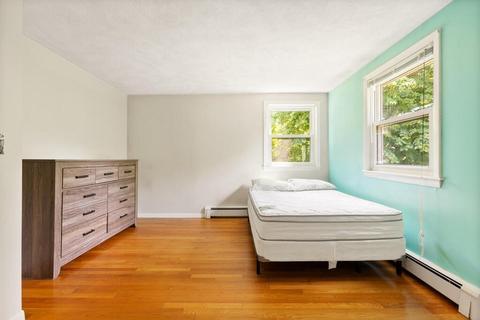 50 Mill St, Reading, MA 01867 photo 15