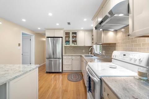 84 Baker Ave, Concord, MA 01742 photo 8