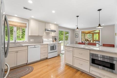84 Baker Ave, Concord, MA 01742 photo 1