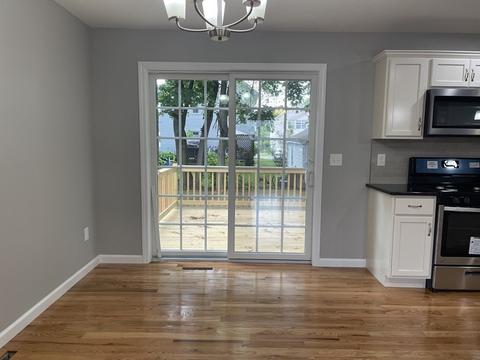 24 Blodgett St, Springfield, MA 01108 photo 6