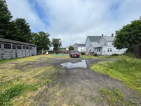 465 Peckham St, Fall River, MA 02721 photo 5
