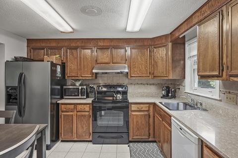 31 Walsh Ave, Stoneham, MA 02180 photo 7