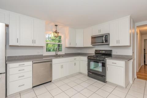 10 Nadine Rd, Acton, MA 01720 photo 5