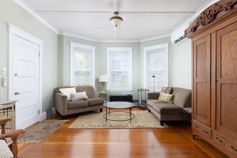 138 Davis #2, Brookline, MA 02445 photo 3
