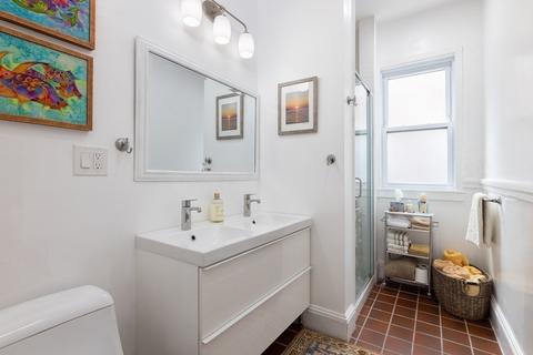 138 Davis #2, Brookline, MA 02445 photo 7