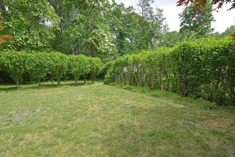 35 Hudson St, Springfield, MA 01118 photo 21