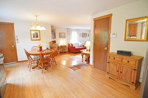 35 Hudson St, Springfield, MA 01118 photo 5