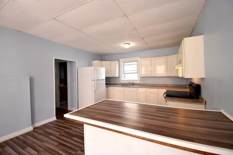 229 Stackpole St, Lowell, MA 01852 photo 4