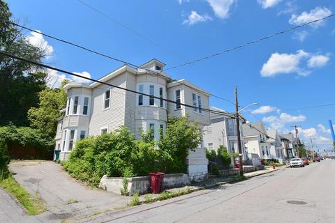 229 Stackpole St, Lowell, MA 01852 photo 1