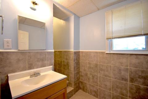 229 Stackpole St, Lowell, MA 01852 photo 10
