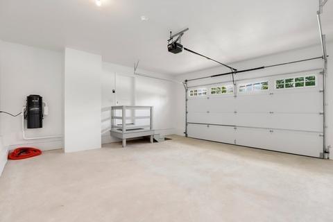 253 Sterling St, Lancaster, MA 01523 photo 31
