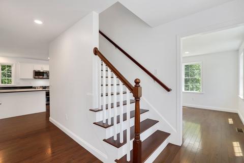 253 Sterling St, Lancaster, MA 01523 photo 15