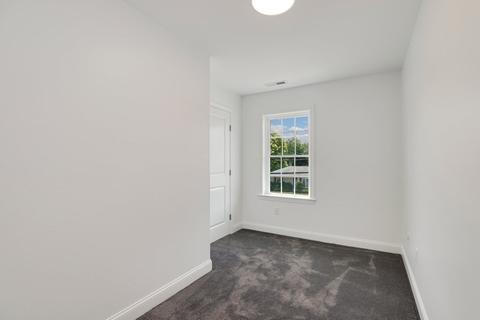 253 Sterling St, Lancaster, MA 01523 photo 21