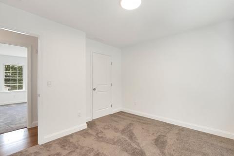 253 Sterling St, Lancaster, MA 01523 photo 28