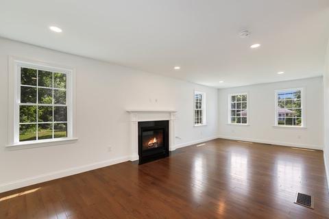 253 Sterling St, Lancaster, MA 01523 photo 8