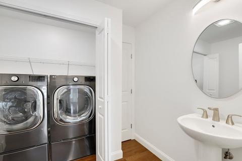 253 Sterling St, Lancaster, MA 01523 photo 14