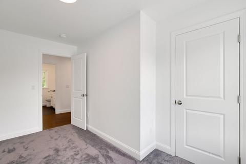 253 Sterling St, Lancaster, MA 01523 photo 22