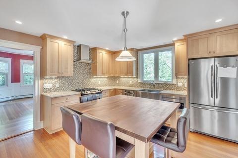 74 High St, Needham, MA 02494 photo 4