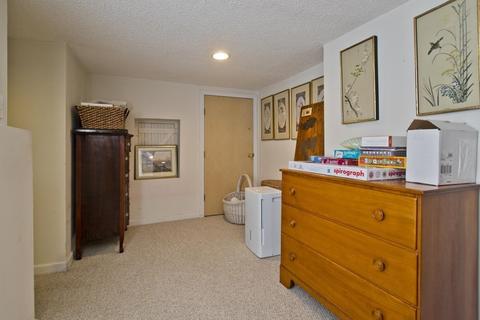 448 Tinkham Rd, Springfield, MA 01129 photo 16