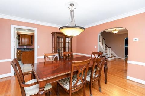 471 Trafton Rd, Springfield, MA 01108 photo 9