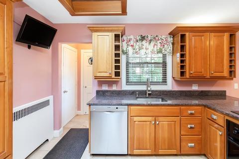 471 Trafton Rd, Springfield, MA 01108 photo 7