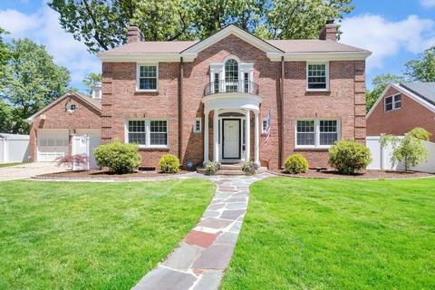 471 Trafton Rd, Springfield, MA 01108 photo 1